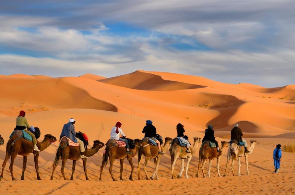Riad Les Roches Merzouga Buitenkant foto